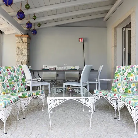 Hibiscus Bed & Breakfast 3*