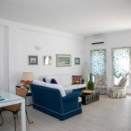 Bed & Breakfast Hibiscus 3*